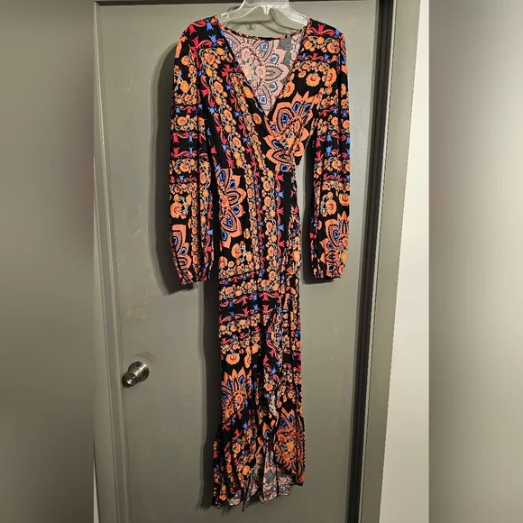 NWOT Southwestern Boho Floral Wrap Dress - Picture 3 of 8